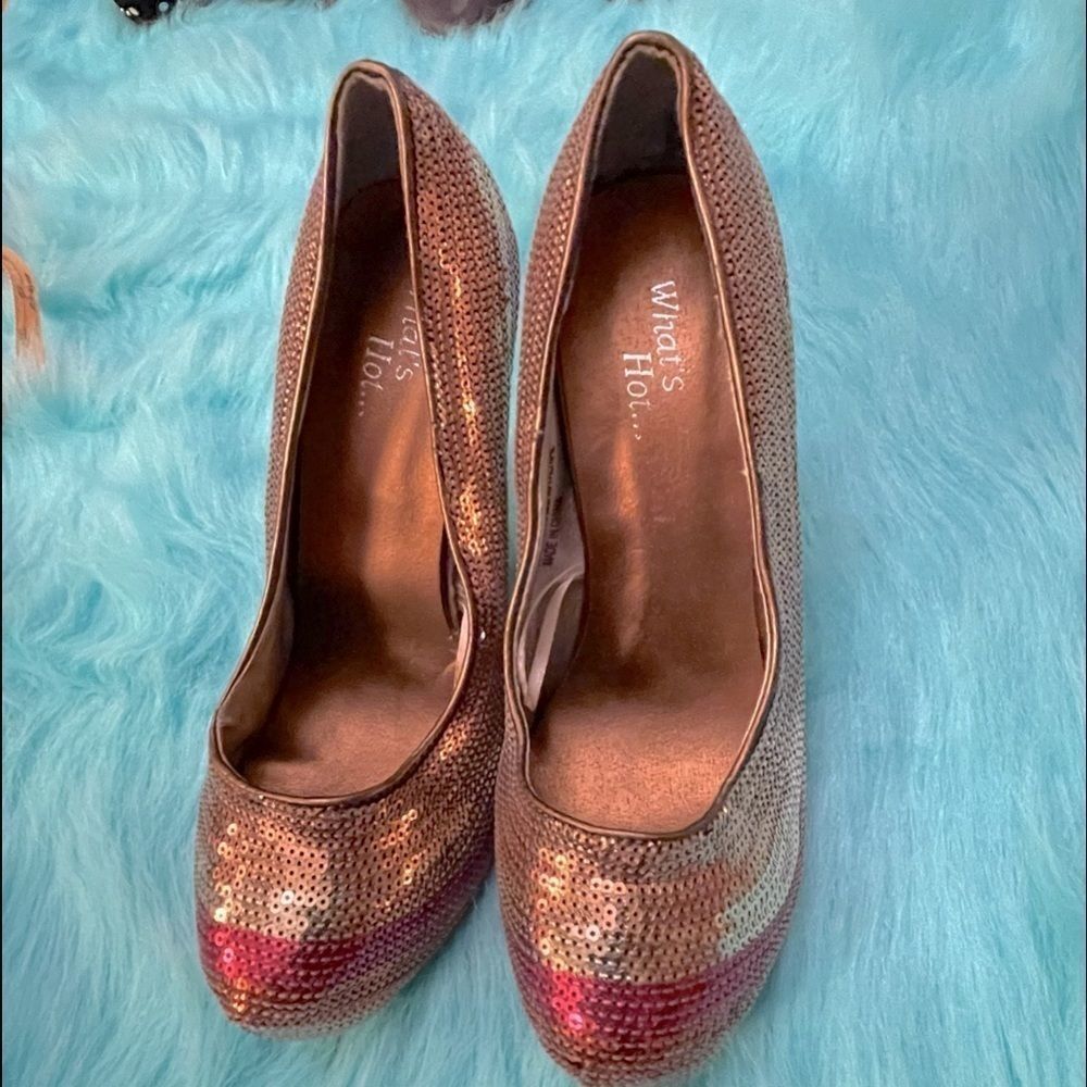 Like new What’s Hot….sequin heels size 8